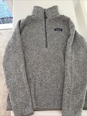 Patagonia women’s Gray Quarter-Zip Sweater